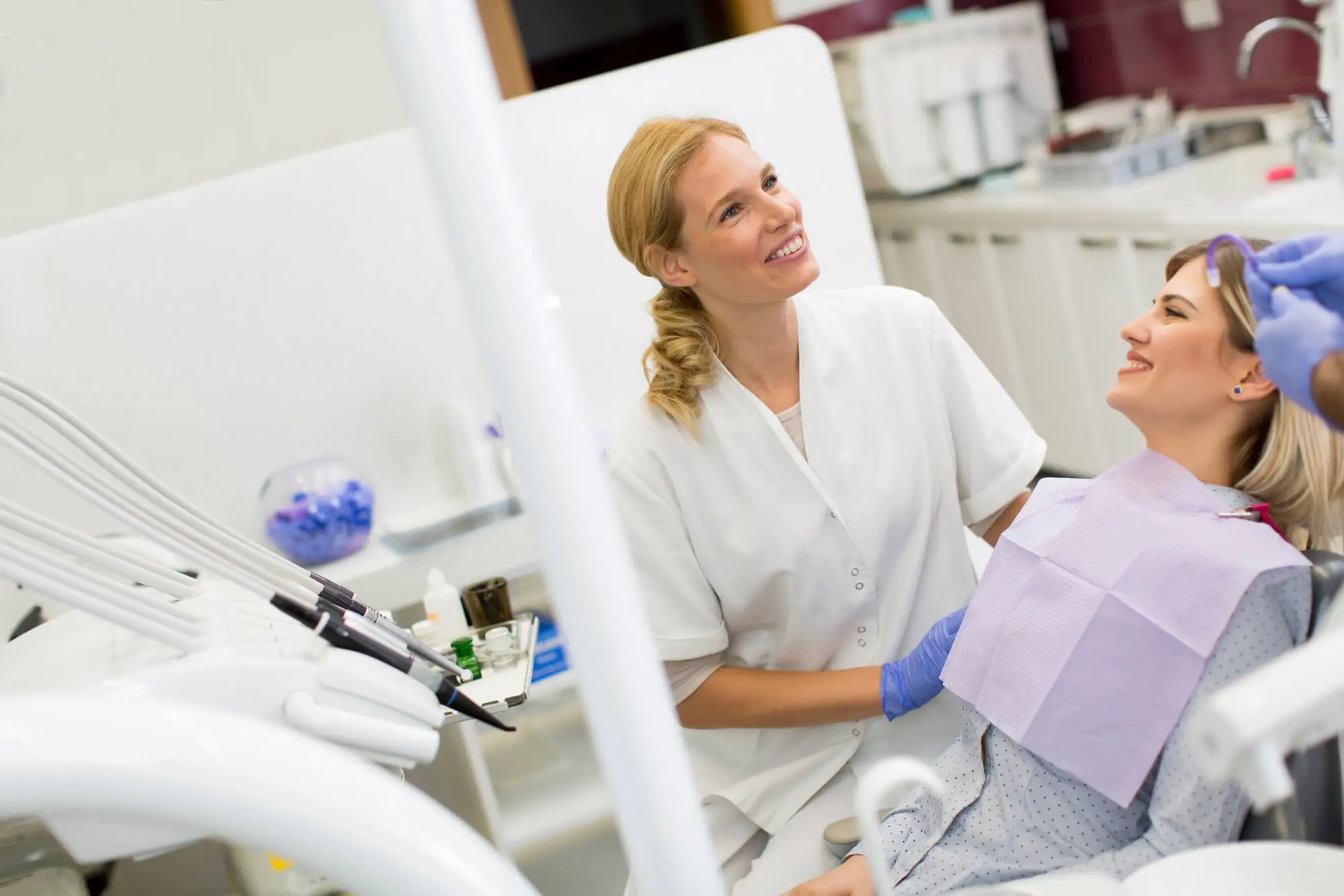 Saiba Como Sao Feitos Os Implantes Dentarios