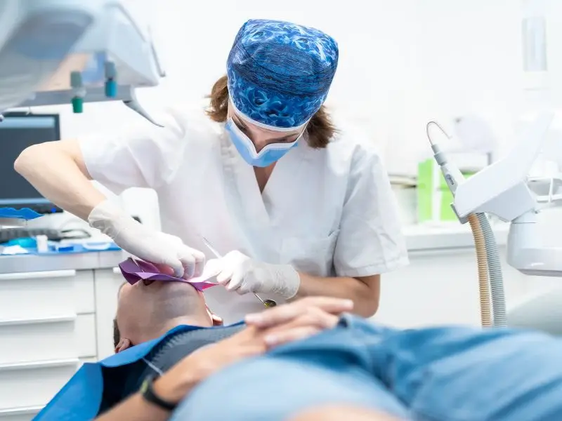 O Que E Endodontia E Periodontia Diferencas E Os Cuidados